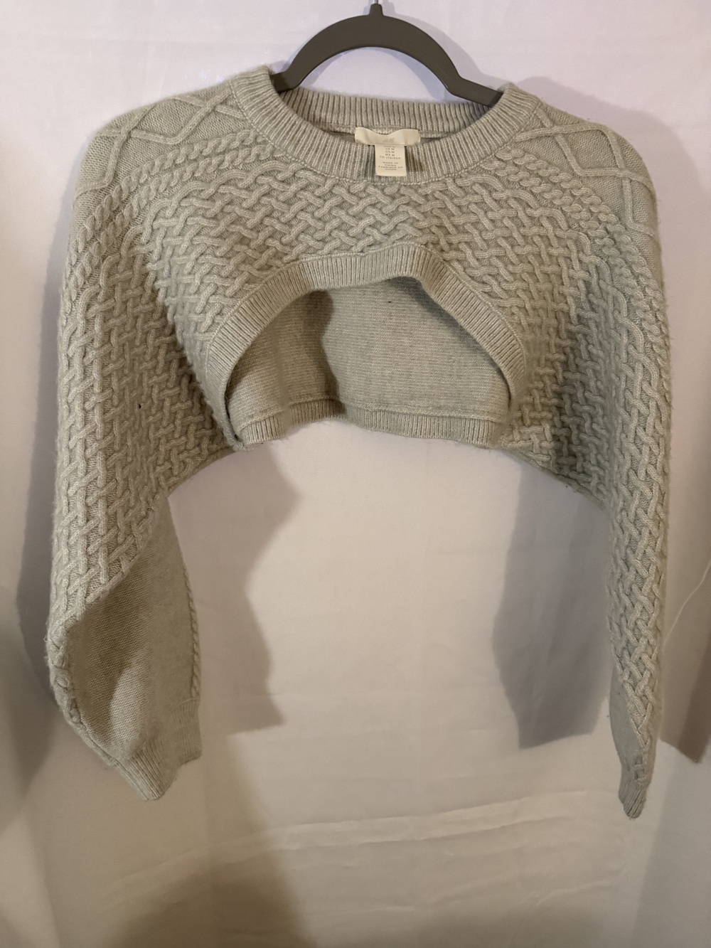 H&M Women's Gray Cable Knit Cropped Sweater Size M Wool Blend Long Sleeve Bolero